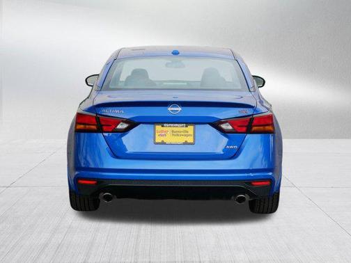 2025 Nissan Altima SR AWD