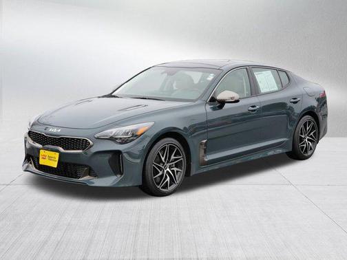 2023 Kia Stinger GT-Line