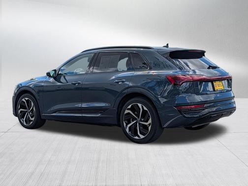 Plasma Blue Metallic 2024 Audi Q8 e-tron Premium Plus