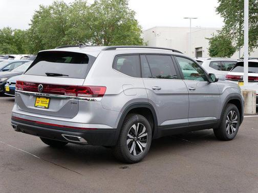 2025 Volkswagen Atlas 2.0T SE