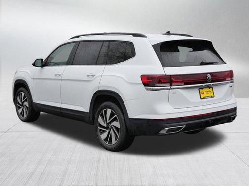 2024 Volkswagen Atlas 2.0T SE w/Technology 4MOTION