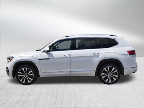 Opal White Pearl 2023 Volkswagen Atlas 3.6L SEL Premium