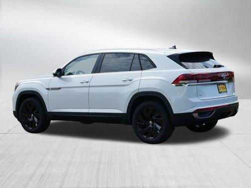 2026 Volkswagen Atlas Cross Sport 2.0T SE w/Technology 4MOTION