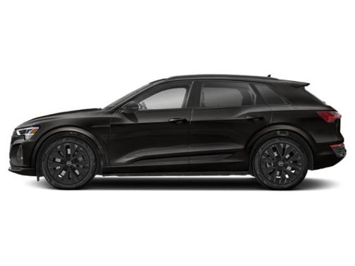 Mythos Black Metallic 2024 Audi Q8 e-tron Premium Plus