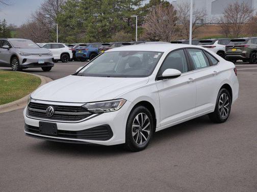 Pure White 2024 Volkswagen Jetta 1.5T S