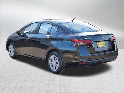 2024 Nissan Versa 1.6 S