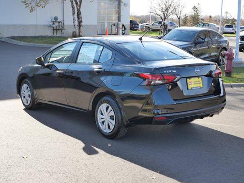 2024 Nissan Versa 1.6 S