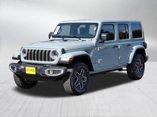 2024 Jeep Wrangler 4-Door Sahara 4x4