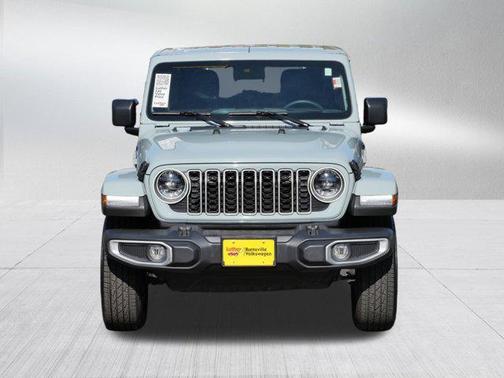 2024 Jeep Wrangler 4-Door Sahara 4x4