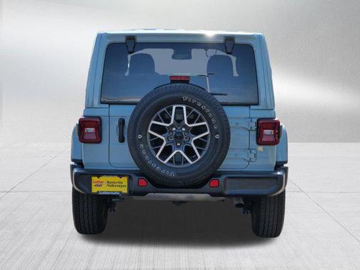2024 Jeep Wrangler 4-Door Sahara 4x4