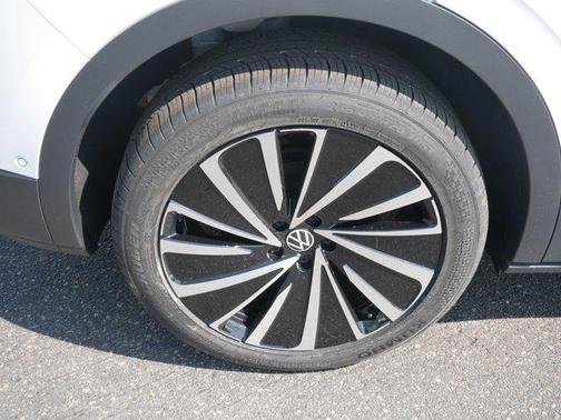 2025 Volkswagen ID.4 AWD Pro