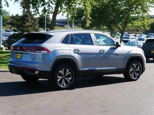 2026 Volkswagen Atlas Cross Sport 2.0T SE