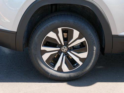 2026 Volkswagen Atlas Cross Sport 2.0T SE