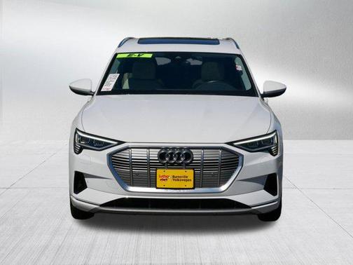 2021 Audi e-tron Premium