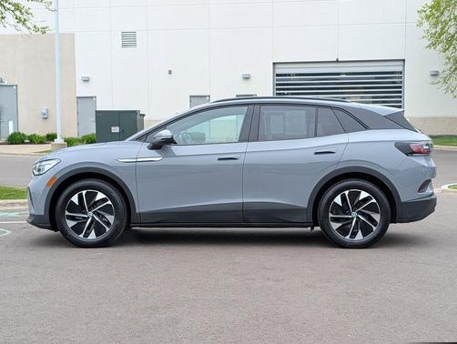 Moonstone Gray 2022 Volkswagen ID.4 Pro S