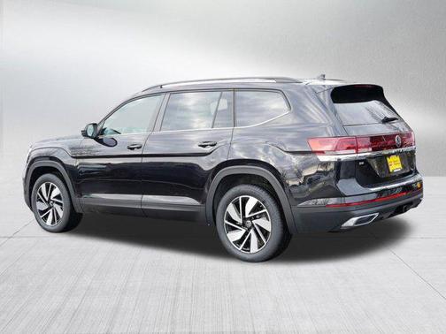 2026 Volkswagen Atlas 2.0T SE w/Technology 4MOTION
