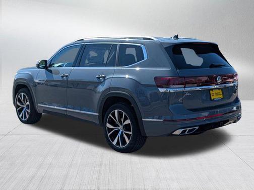 Pure Gray 2026 Volkswagen Atlas 2.0T SEL Premium R-Line 4MOTION