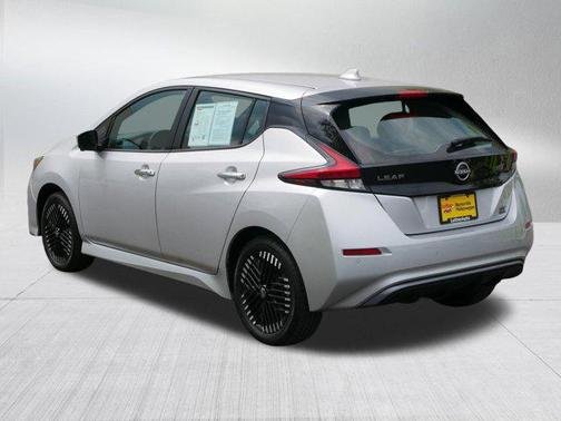 2024 Nissan Leaf SV PLUS