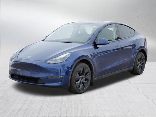 2024 Tesla Model Y Long Range Dual Motor All-Wheel Drive