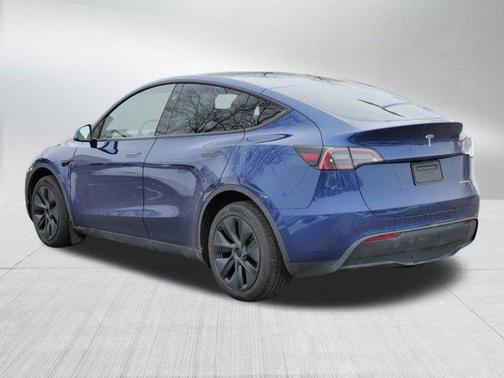 2024 Tesla Model Y Long Range Dual Motor All-Wheel Drive