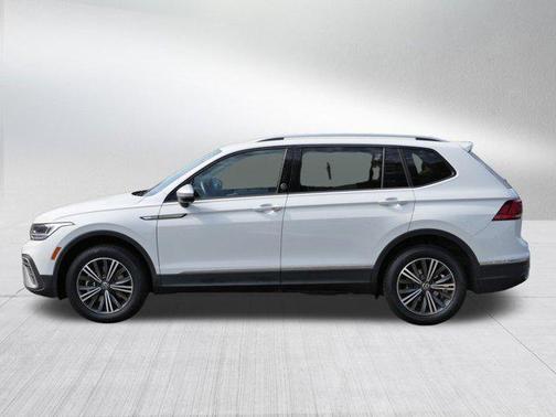2024 Volkswagen Tiguan 2.0T Wolfsburg Edition