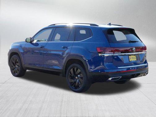 2026 Volkswagen Atlas 2.0T SE w/Technology 4MOTION