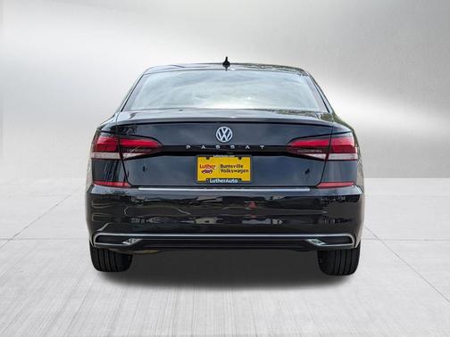 Deep Black Pearl 2022 Volkswagen Passat 2.0T SE