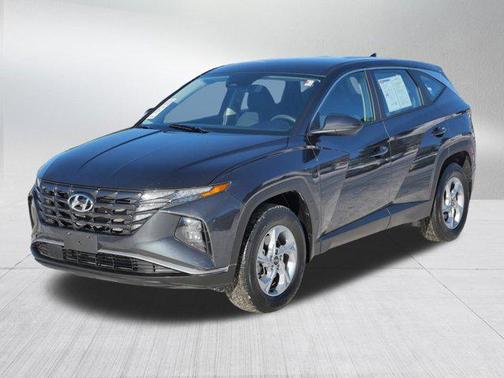 2023 Hyundai TUCSON SE