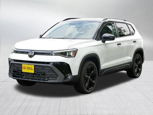 2025 Volkswagen Taos 1.5T SE Black