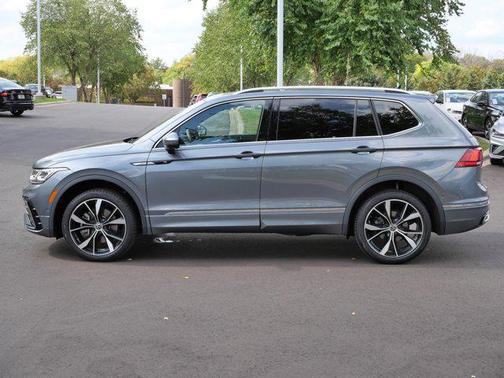 2022 Volkswagen Tiguan 2.0T SEL R-Line 4MOTION