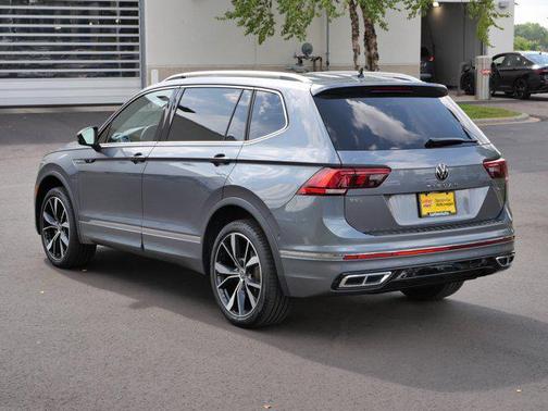 2022 Volkswagen Tiguan 2.0T SEL R-Line 4MOTION