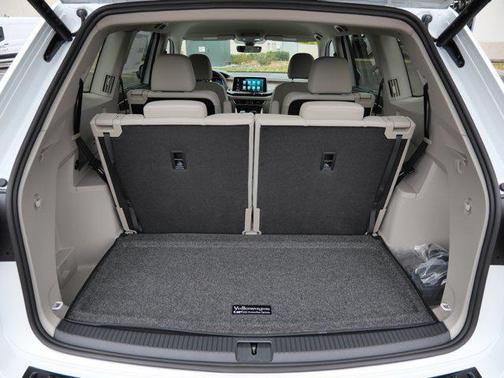 2026 Volkswagen Atlas 2.0T SE w/Technology 4MOTION