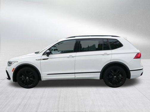 2022 Volkswagen Tiguan 2.0T SE R-Line Black 4MOTION