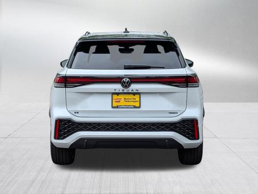 Opal White Pearl 2025 Volkswagen Tiguan 2.0T SE R-Line Black 4MOTION