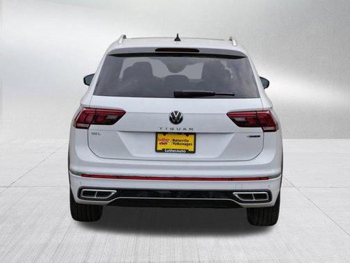 2024 Volkswagen Tiguan 2.0T SEL R-Line 4MOTION