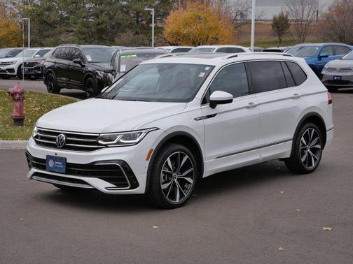 2024 Volkswagen Tiguan 2.0T SEL R-Line 4MOTION