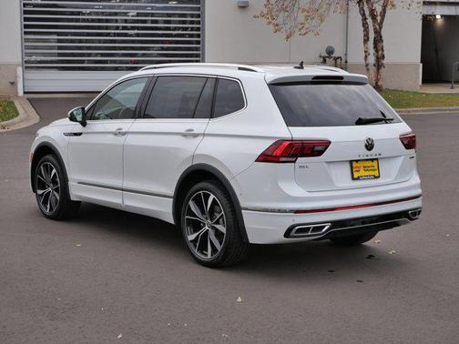 2024 Volkswagen Tiguan 2.0T SEL R-Line 4MOTION