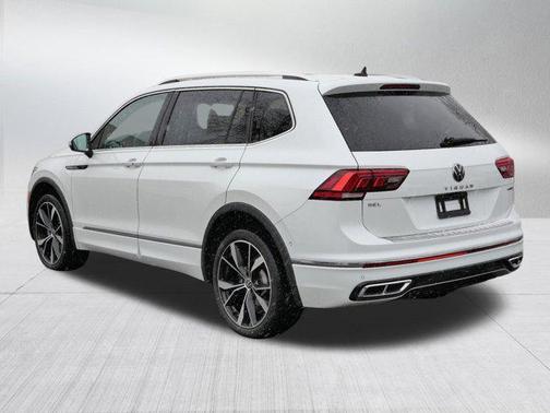 2022 Volkswagen Tiguan 2.0T SEL R-Line 4MOTION