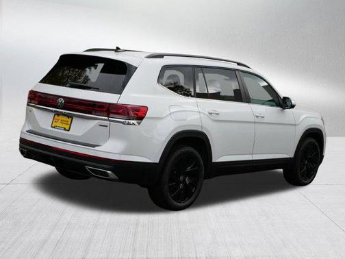 2026 Volkswagen Atlas 2.0T SE w/Technology 4MOTION