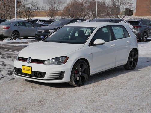 2017 Volkswagen Golf GTI 2.0T S 4-Door