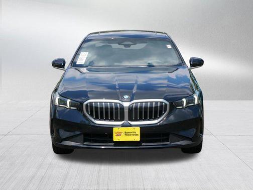 2024 BMW 530 i xDrive