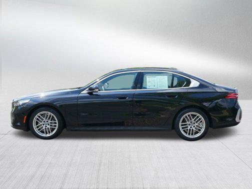 2024 BMW 530 i xDrive