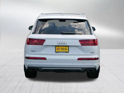 2019 Audi Q7 45 Premium Plus