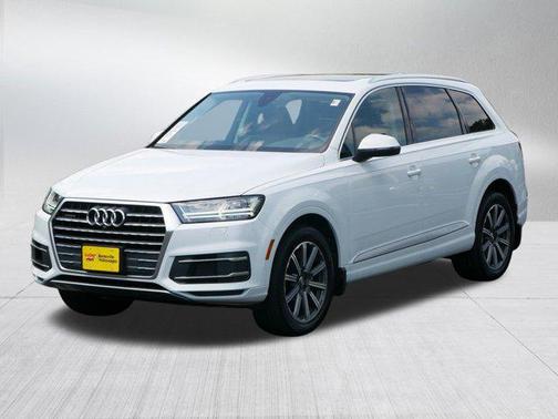2019 Audi Q7 45 Premium Plus