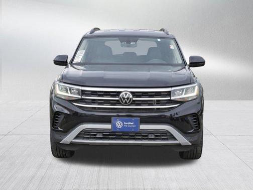 Deep Black Pearl 2023 Volkswagen Atlas 3.6L SE w/Technology