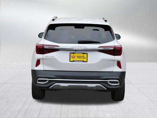 2022 Kia Seltos EX