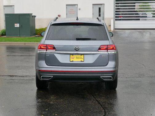 2022 Volkswagen Atlas 2.0T SE w/Technology 4MOTION