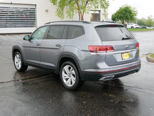2022 Volkswagen Atlas 2.0T SE w/Technology 4MOTION