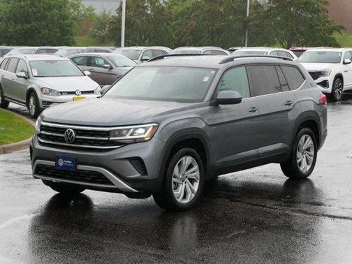 2022 Volkswagen Atlas 2.0T SE w/Technology 4MOTION