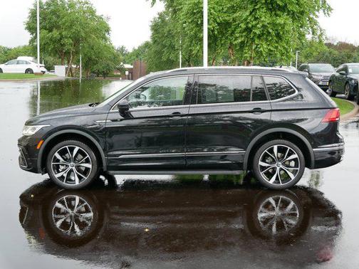 2022 Volkswagen Tiguan 2.0T SEL R-Line 4MOTION